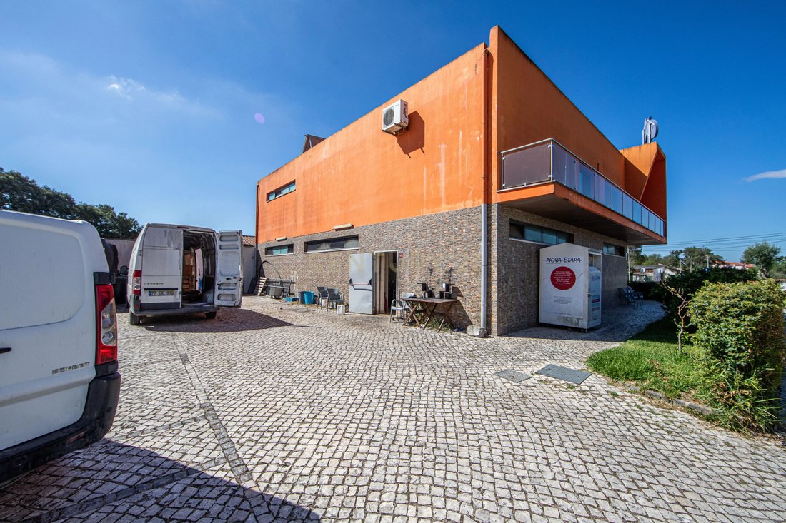 Azeitao (Sao Lourenco e Sao Simao), Setubal, Portugal 4 - 13501517