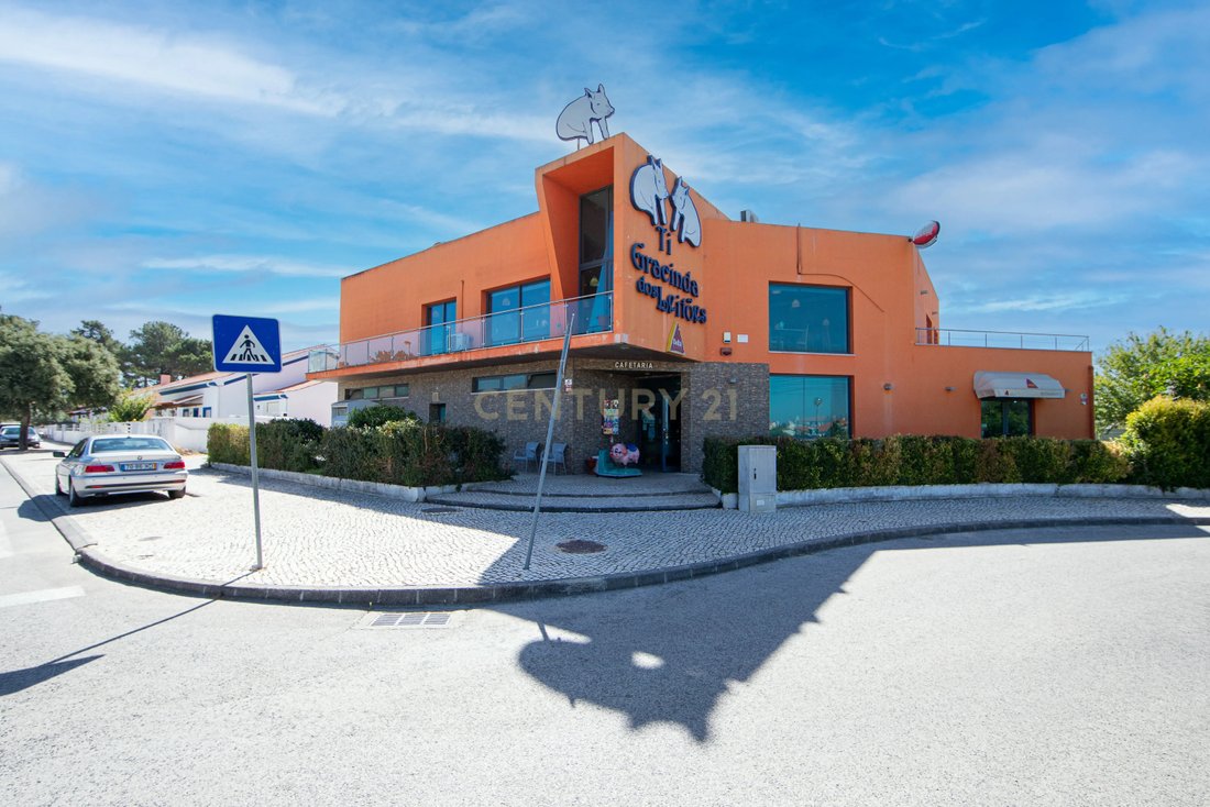 Azeitao (Sao Lourenco e Sao Simao), Setubal, Portugal 2 - 13501517