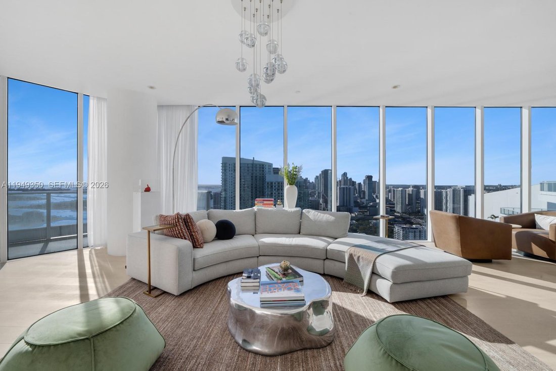 Condo in Miami, Florida, United States 3 - 17043405