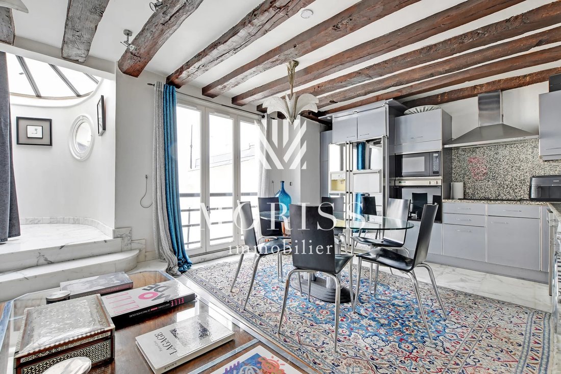 Apartment in Les Halles, Paris 1er Arrondissement, Paris 5 - 17041939