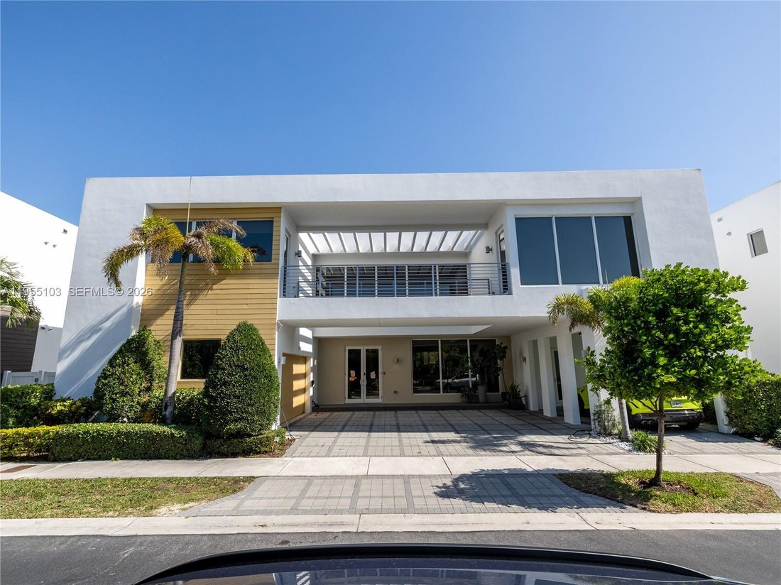 House in Doral, Florida, United States 2 - 17038826