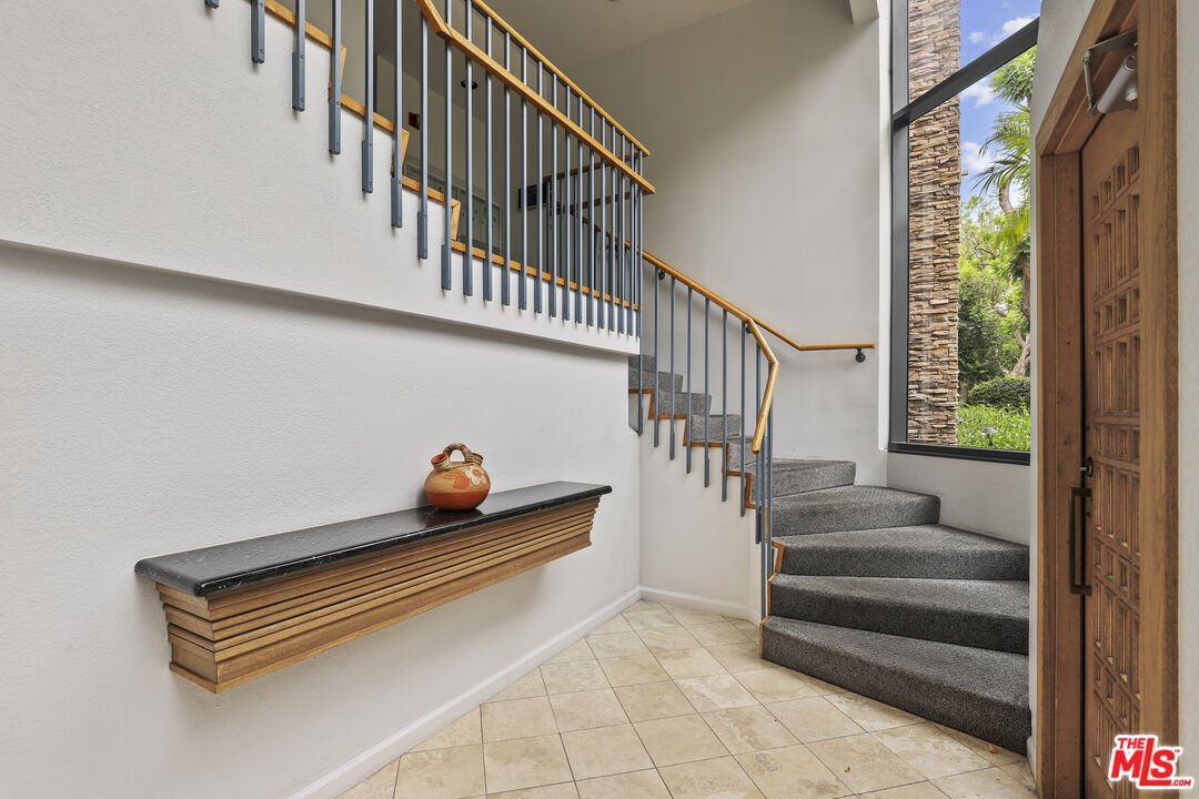 Condo in Los Angeles, California, United States 4 - 17043385