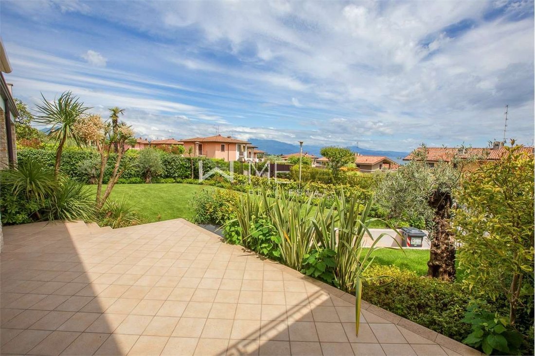 Apartment in Padenghe sul Garda, Lombardy, Italy 5 - 17042439