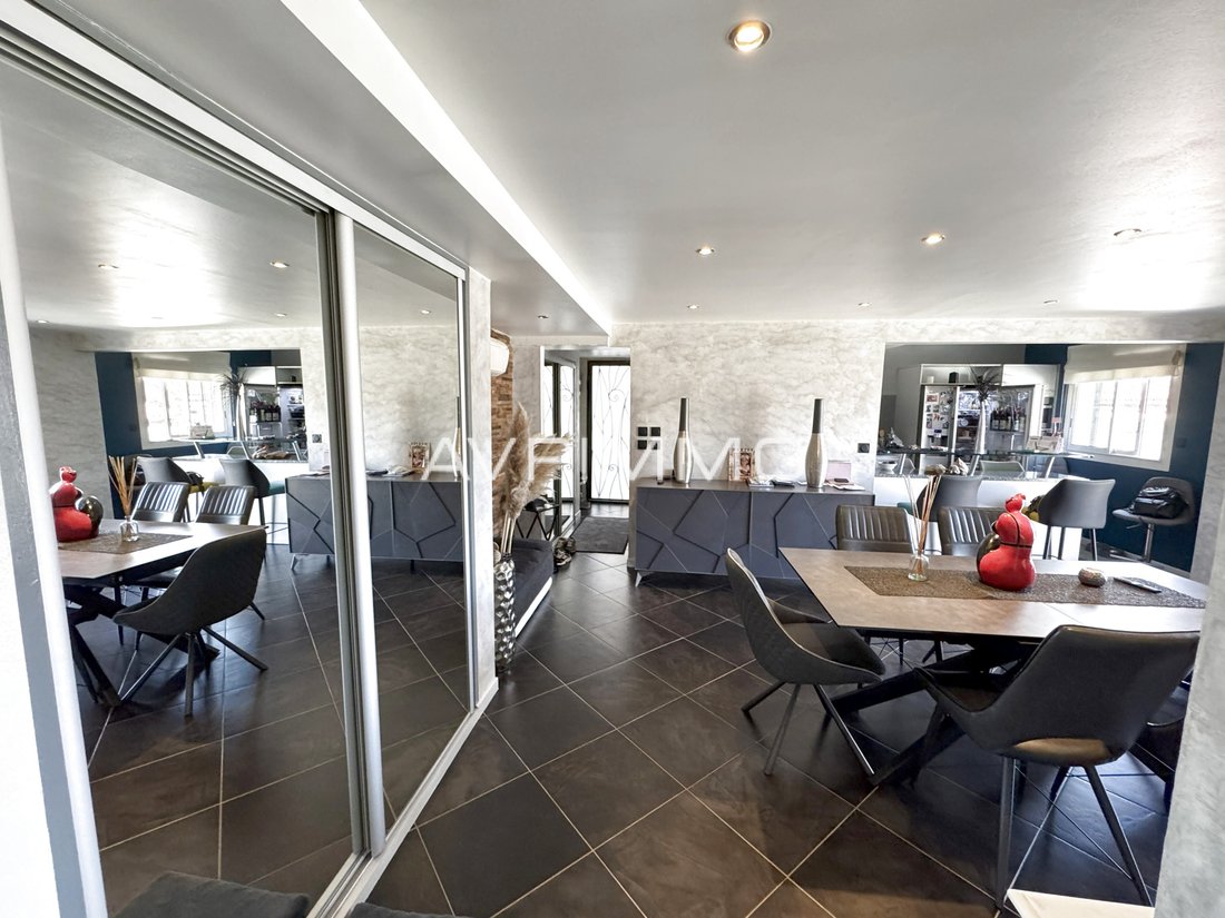 Apartment in Saint-Cyr-sur-Mer, Provence-Alpes-Côte d'Azur, France 2 - 16279128