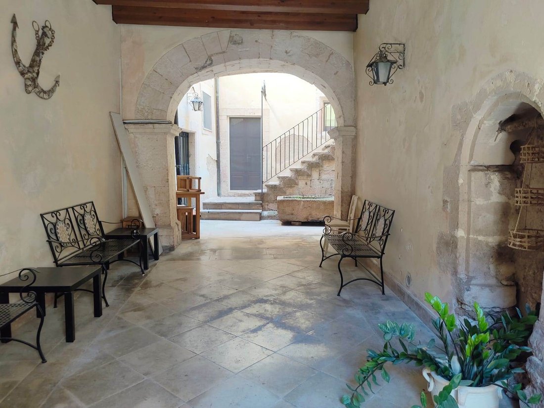 Apartment in Ortigia, Sicily, Italy 4 - 17043661