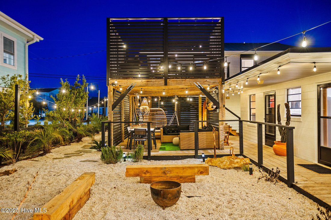 House in Kure Beach, North Carolina, United States 3 - 17040367