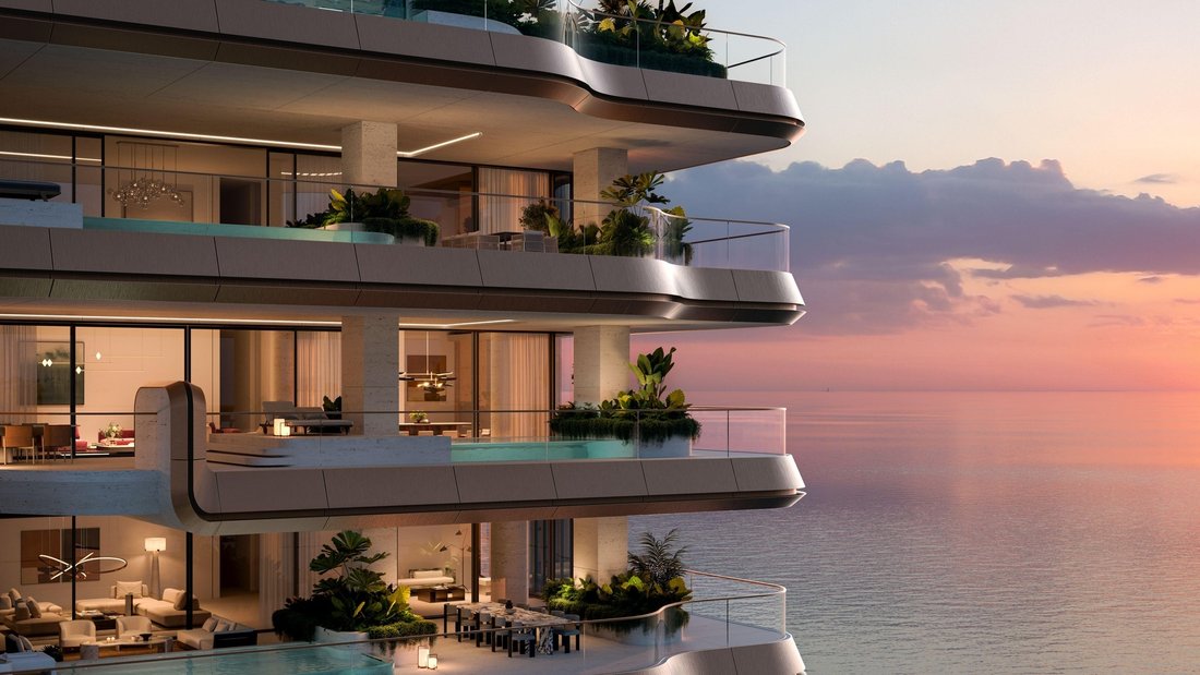 Condo in Palm Jumeirah, Dubai, United Arab Emirates 1 - 17043764