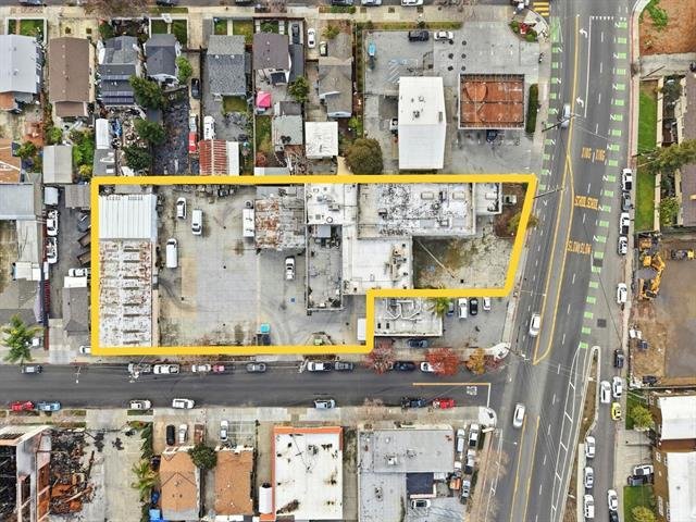 San Jose, California, United States 2 - 17041425