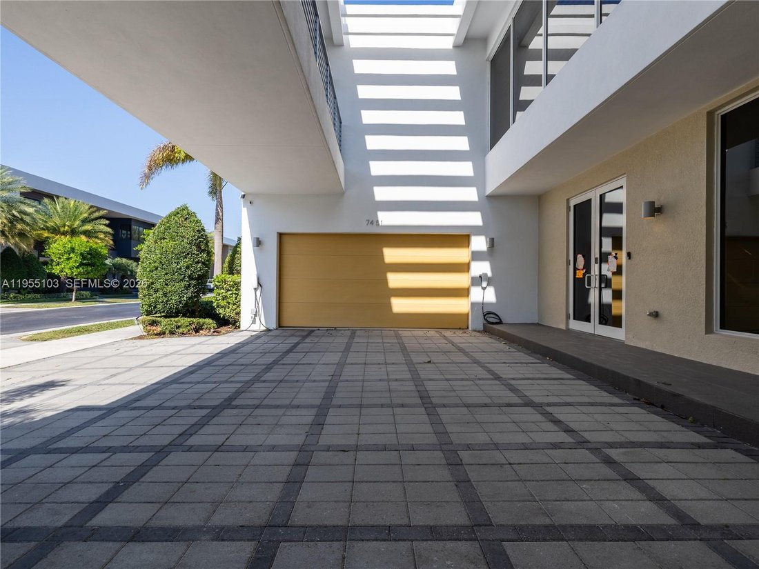 House in Doral, Florida, United States 5 - 17038826