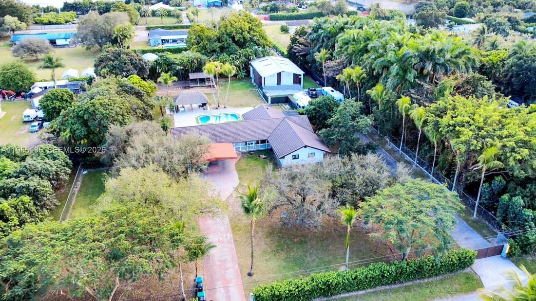 House in Miami, Florida, United States 1 - 17042063
