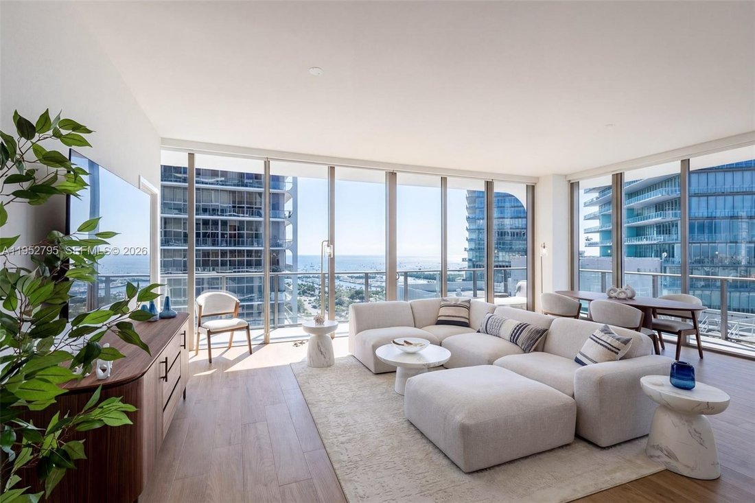 Condo in Miami, Florida, United States 1 - 17041721