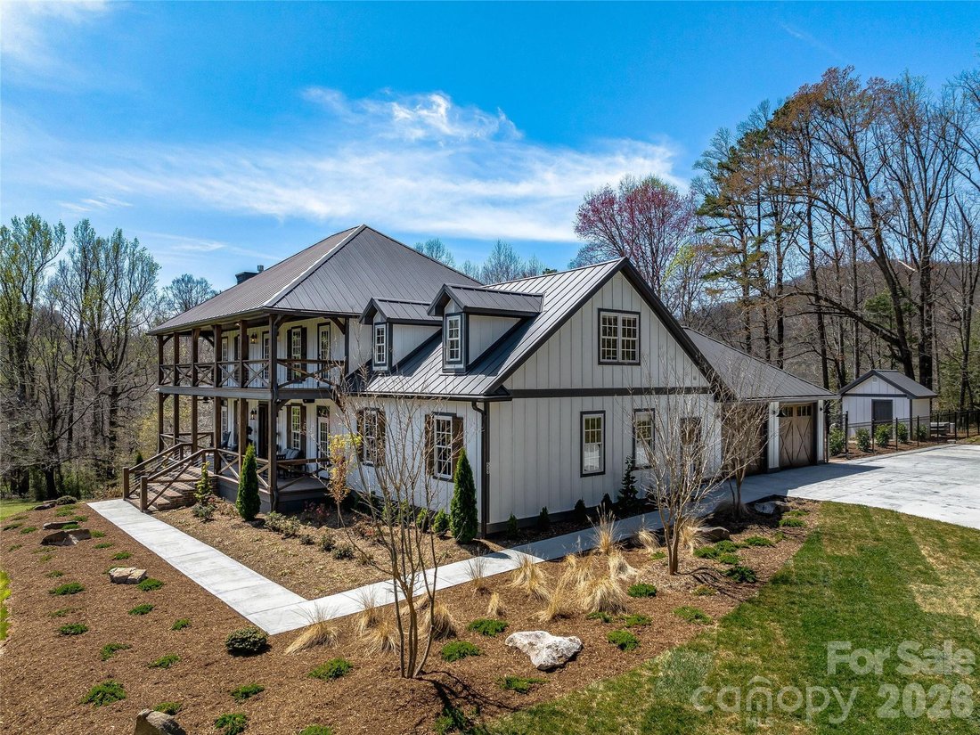 House in Mills River, North Carolina, United States 1 - 15445287