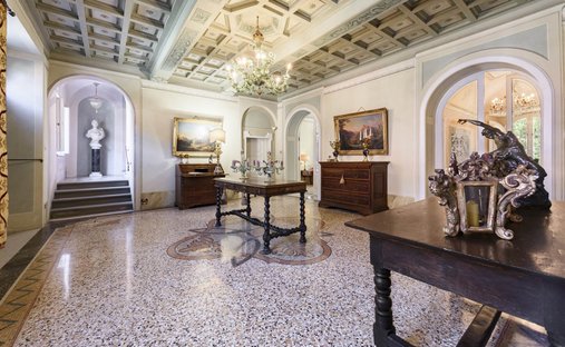 Villa in Vicopisano, Tuscany, Italy 1