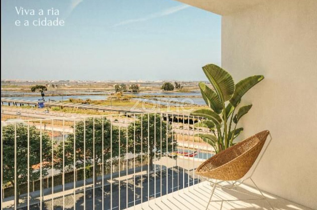 Apartment in Gloria e Vera Cruz, Aveiro District, Portugal 5 - 17044203
