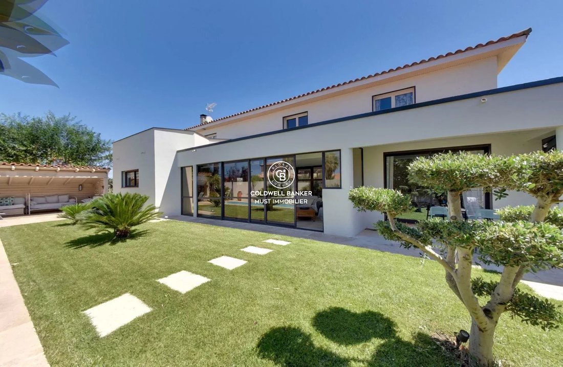 Villa in Canohès, Occitania, France 4 - 16119237