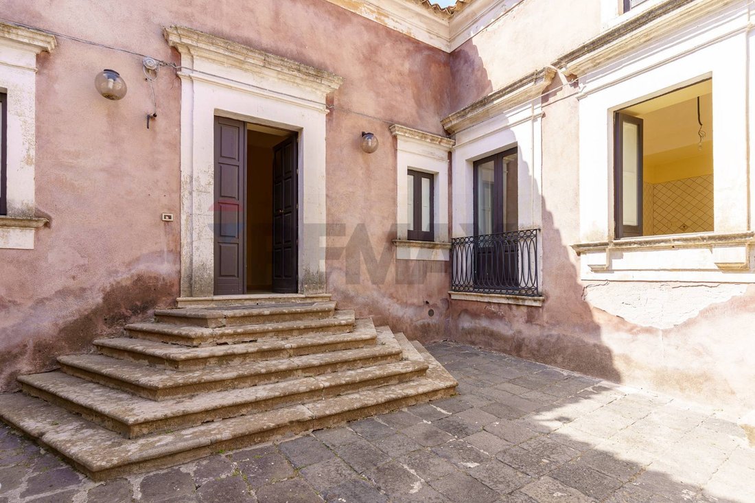 Apartment in Carlentini, Sicily, Italy 4 - 17044770