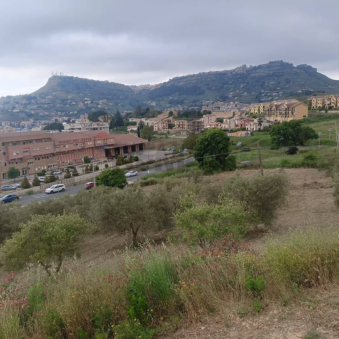 Land in Pergusa, Sizilien, Italien 2 - 17044764