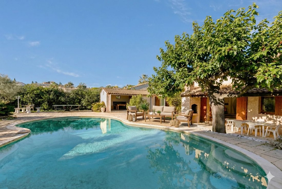 House in Lagare, Antibes, France 1 - 17041666