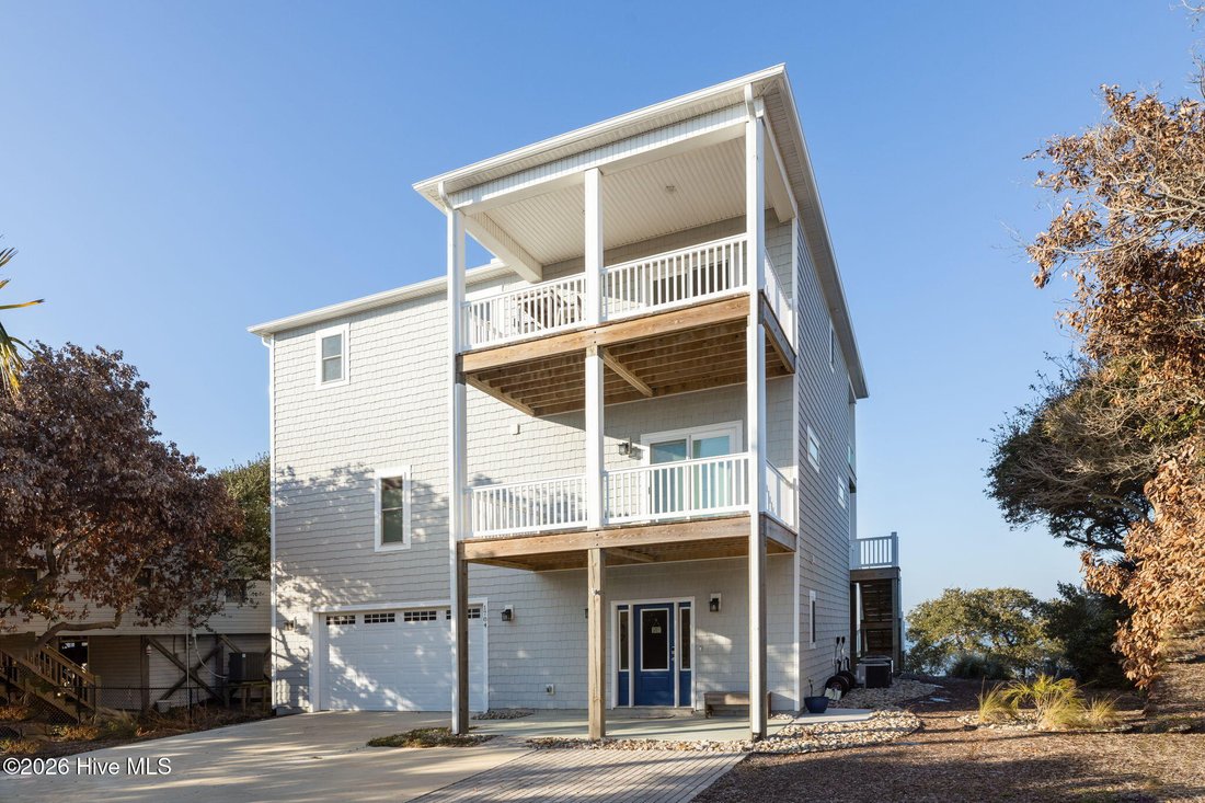 House in Emerald Isle, North Carolina, United States 5 - 17040096