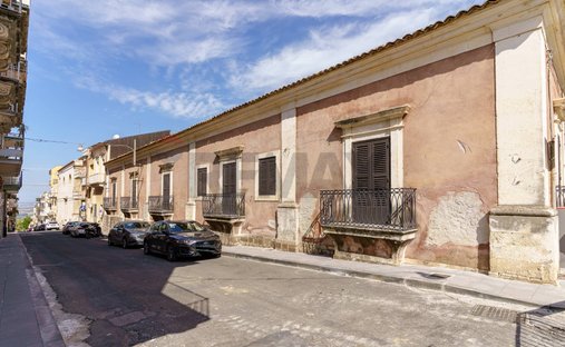 Apartment in Carlentini, Sicily, Italy 1