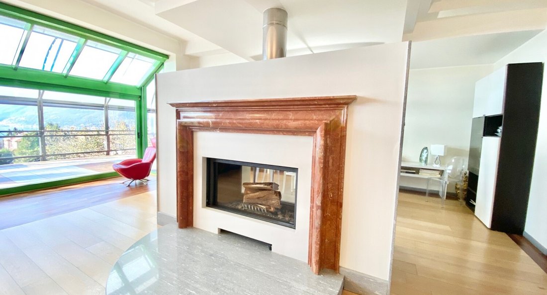 Villa in Luino, Lombardy, Italy 4 - 17042428