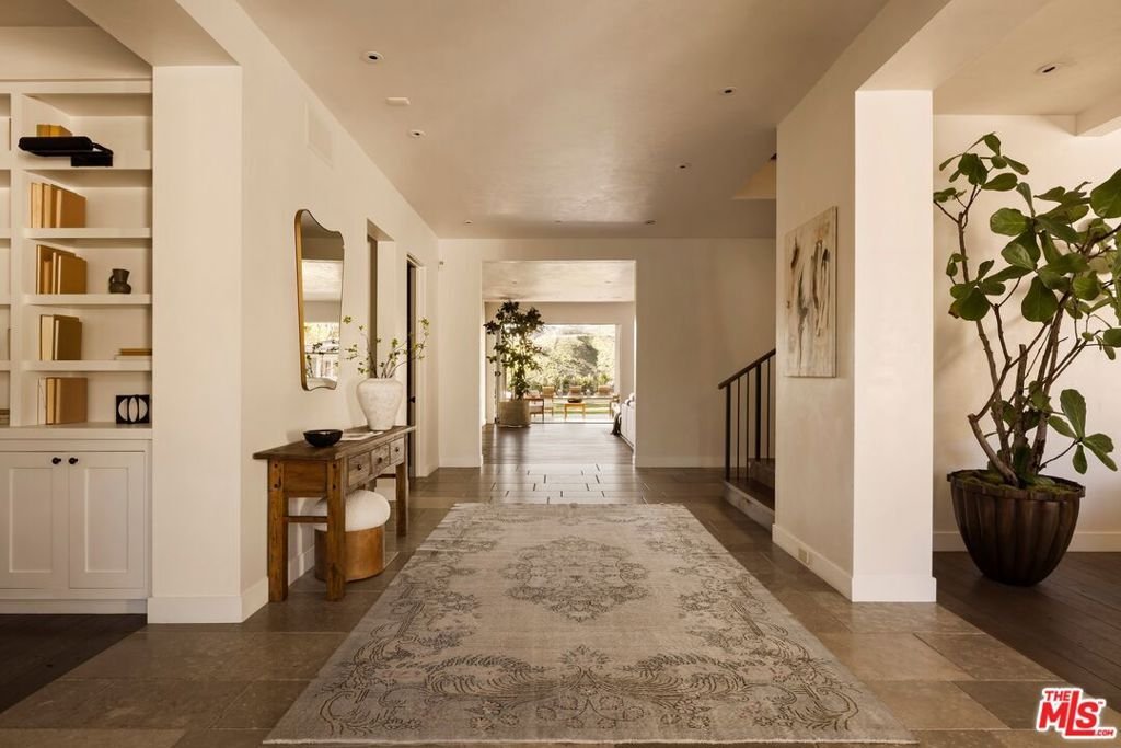 House in Los Angeles, California, United States 3 - 17042170