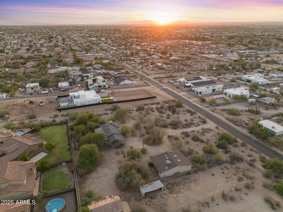 Land in Phoenix, Arizona, United States 5 - 17043923