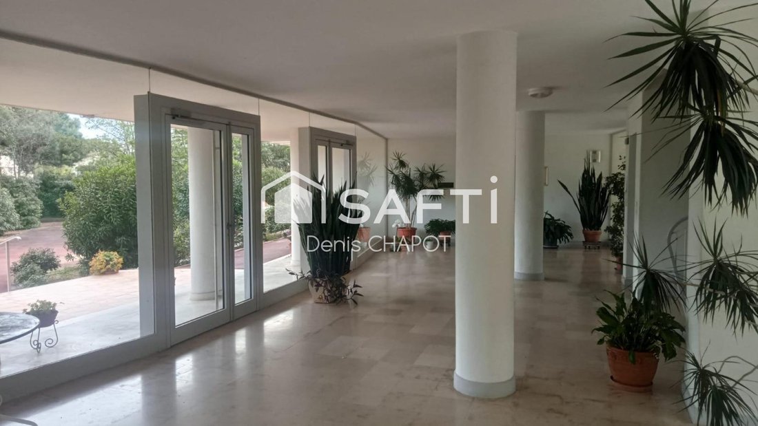 Apartment in Coste Chaude-Mauveou, La Seyne-sur-Mer, France 1 - 17041368