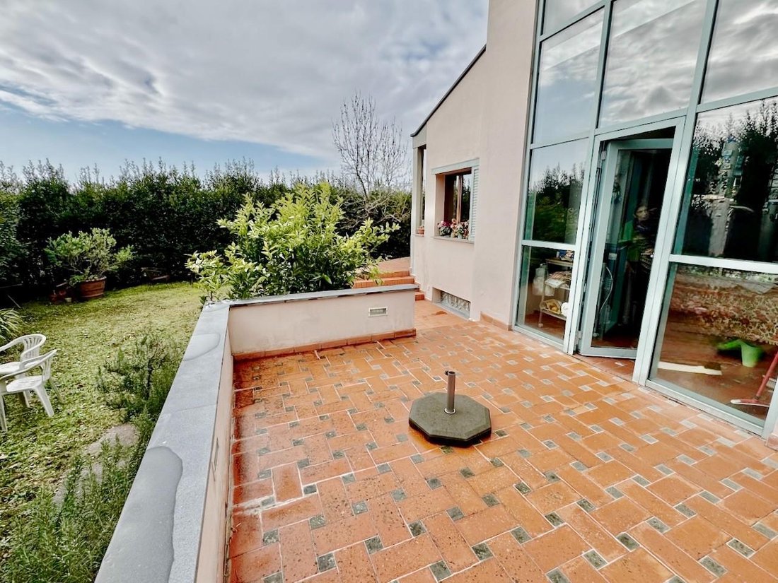 Villa in San Giuliano Terme, Tuscany, Italy 3 - 17042338