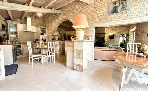 House in Bourgneuf, Nouvelle-Aquitaine, France 1