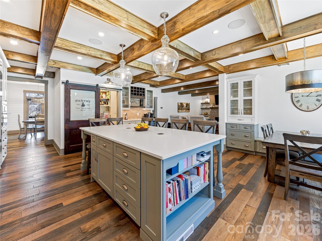 House in Mills River, North Carolina, United States 5 - 15445287