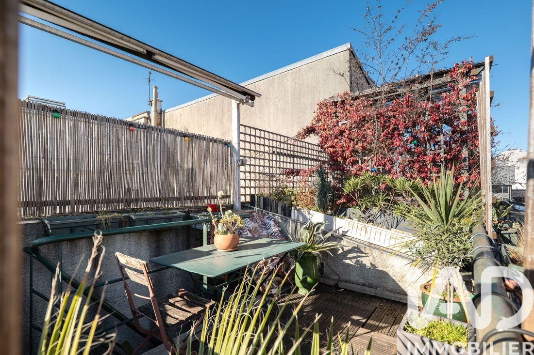 Apartment in Nation-Alexandre Dumas, Paris 11e Arrondissement, Paris 1 - 17041596
