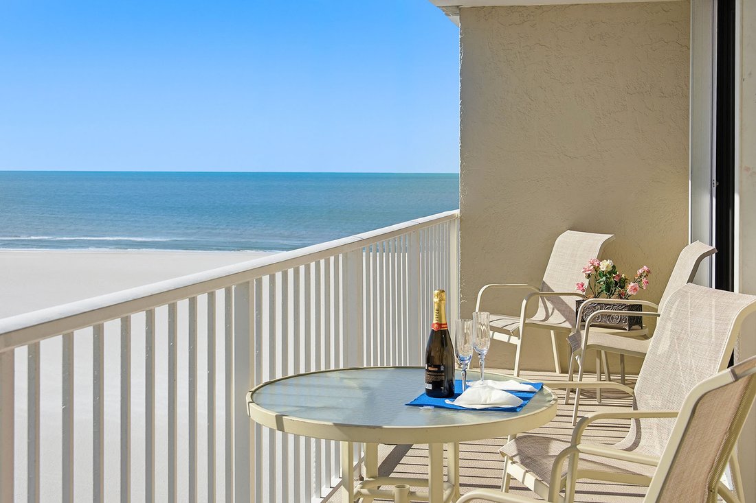Condo in Marco Island, Florida, United States 3 - 17008343