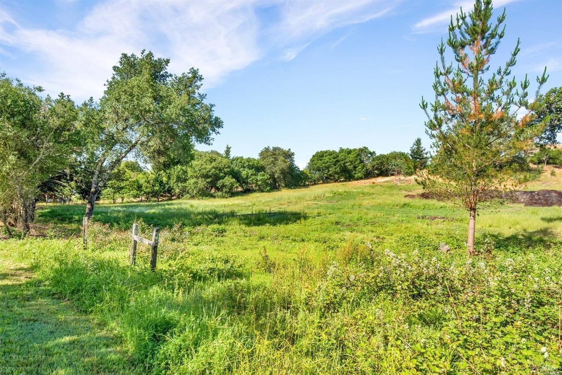 Land in Healdsburg, California, United States 4 - 17043211