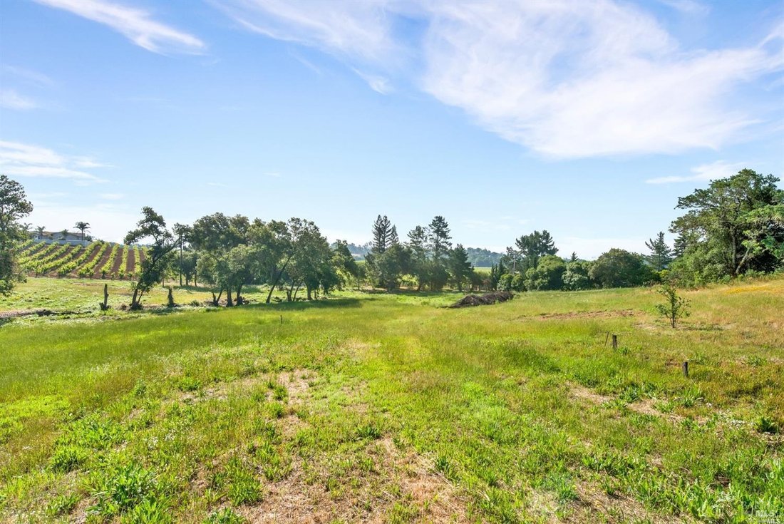 Land in Healdsburg, California, United States 3 - 17043211