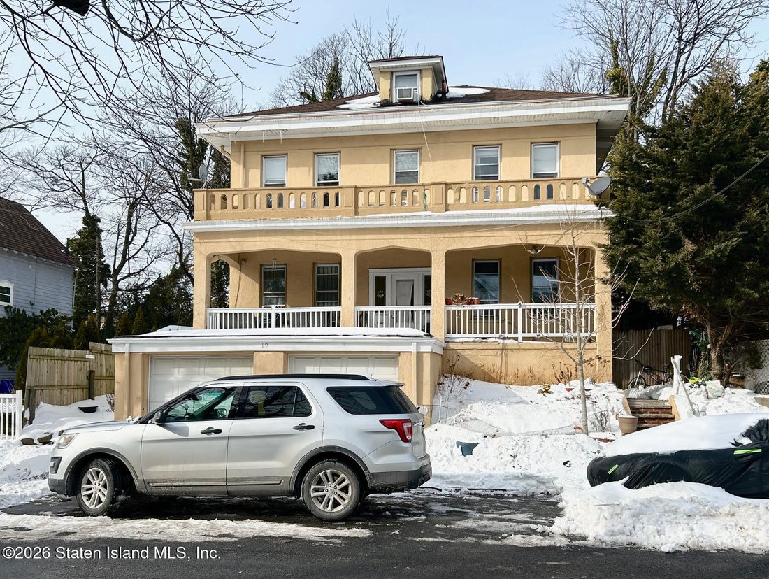 House in New York, New York, United States 4 - 17042556
