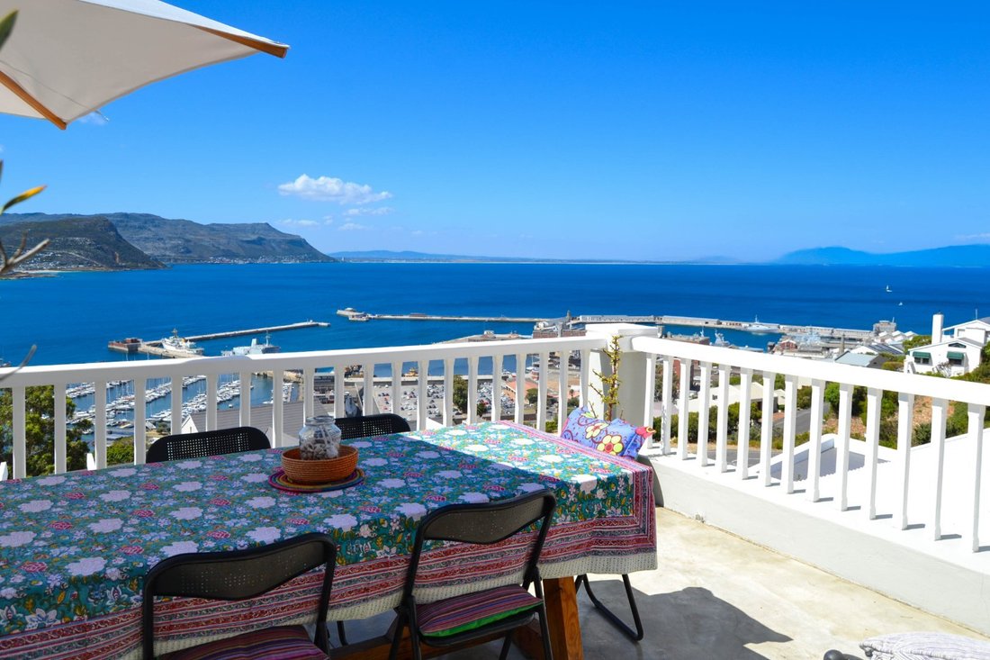 Villa in Simon's Town, Cape Town, Western Cape 1 - 17045576