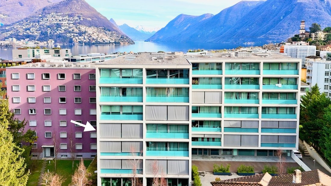 Luxury Apartment A Few Minutes From The Center And Lakefront