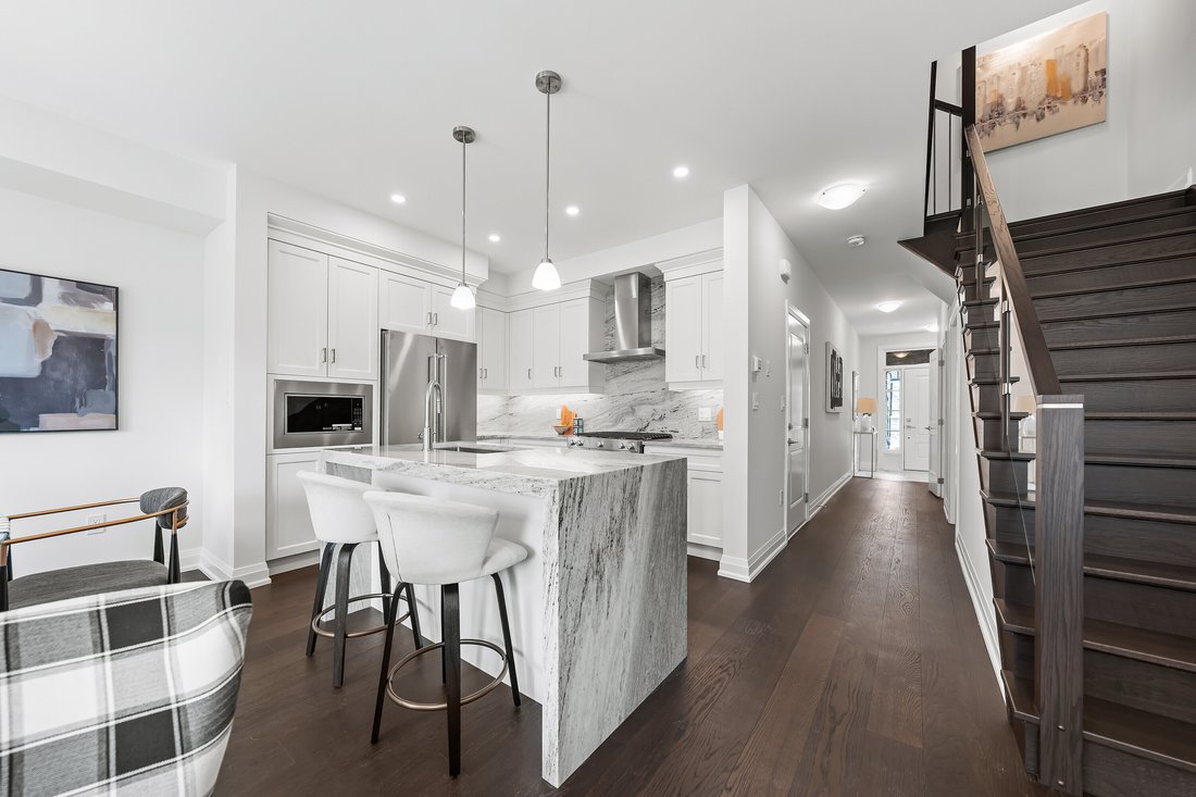 Condominio a Guelph, Ontario, Canada 1 - 17045258