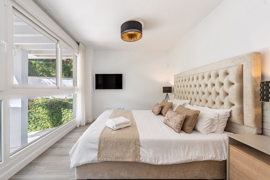 Apartment in Benahavis, Andalusia, Spain 5 - 17045916
