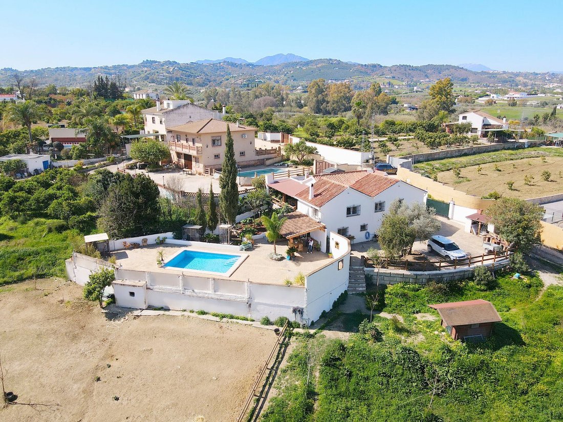 Villa in Alhaurin el Grande, Andalusia, Spain 3 - 17045666
