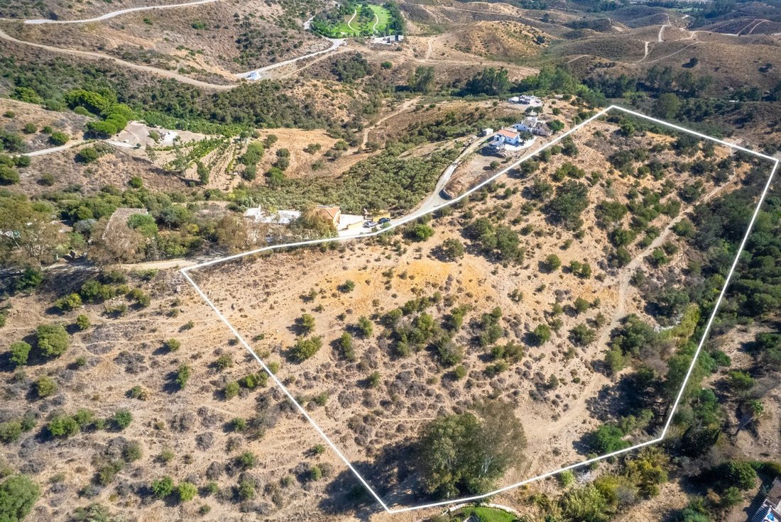 Land in Mijas, Andalusia, Spain 1 - 17046033