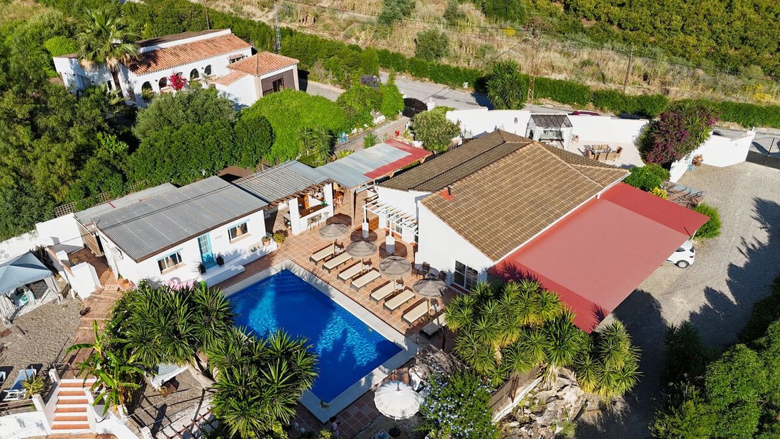 Villa in Alhaurin el Grande, Andalusia, Spain 2 - 17045863