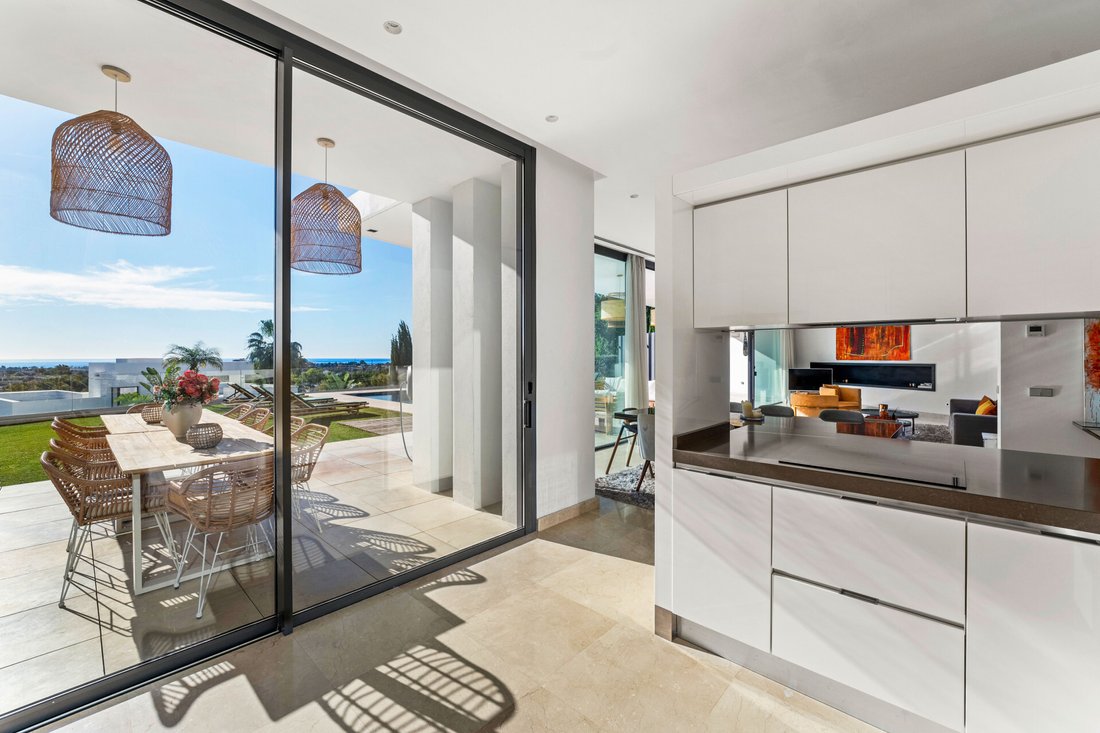 Villa in Benahavis, Andalusia, Spain 3 - 17045743
