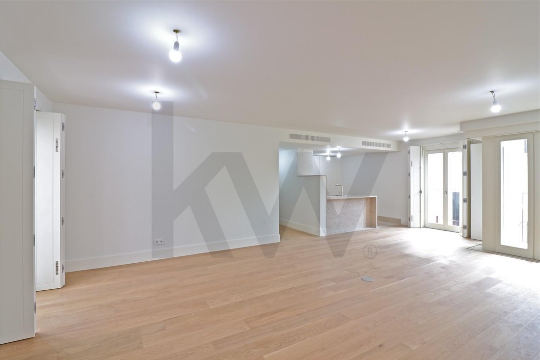 Apartment in Santo Antonio, Lisbon, Portugal 5 - 14902576