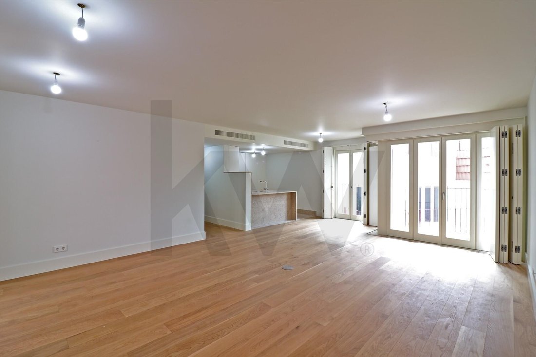 Apartment in Santo Antonio, Lisbon, Portugal 4 - 14902576