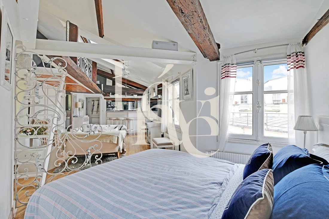 Apartment in Odéon, Paris 6e Arrondissement, Paris 4 - 17045792