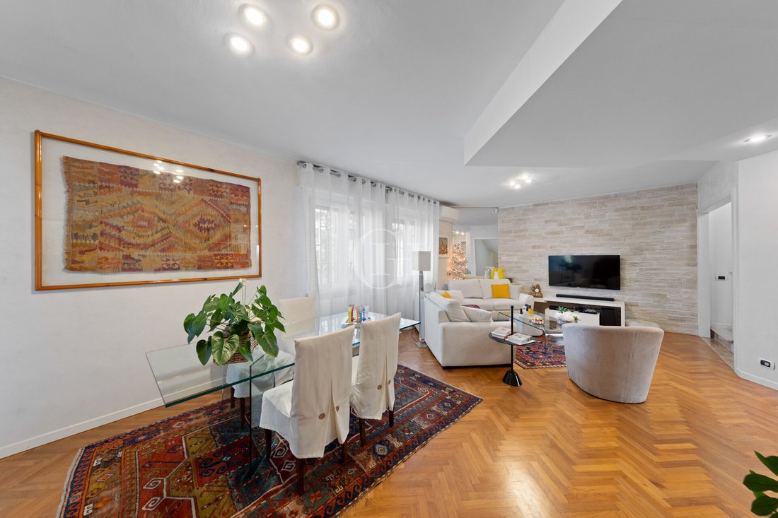 House in Rivoltella, Desenzano del Garda, Lombardy 5 - 17045642