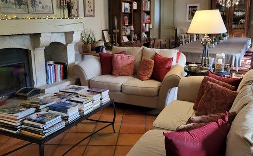 Stone Farmhouse With Gîtes And Vineyard In Aop Côtes Du Rhône 13 Ha Of Tranquility In The Gard