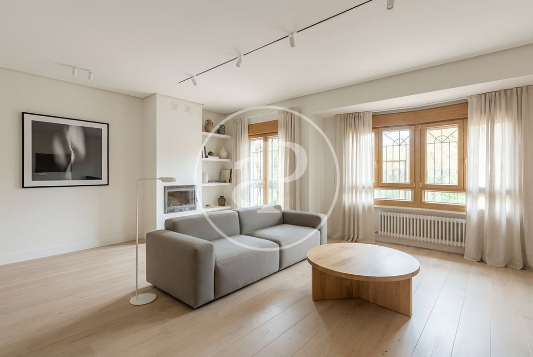 Villa in Moncloa-Aravaca, Madrid, Spain 2 - 17017571